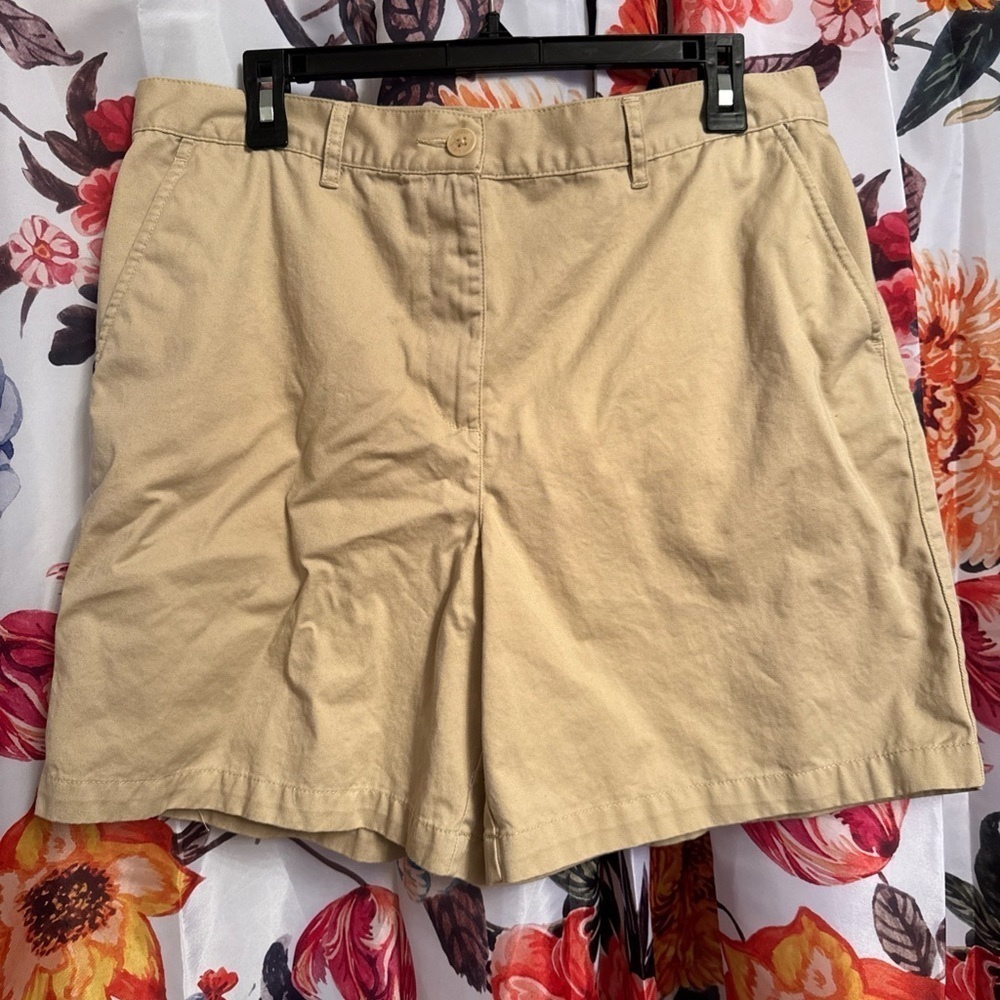Lauren Ralph Lauren Women's Khaki Shorts